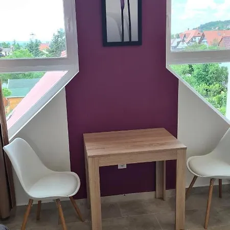U8 Apartmanhaz 본보야크바세기