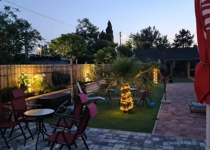 U8 Apartmanhaz Apartament *